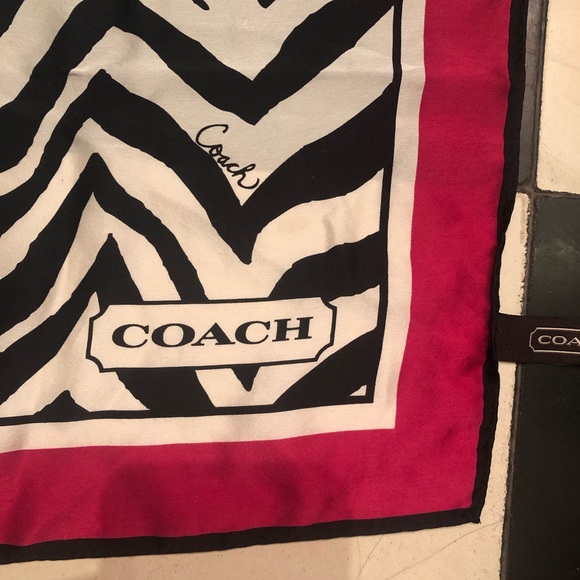 Cosch silk scarf - Picture 2 of 4